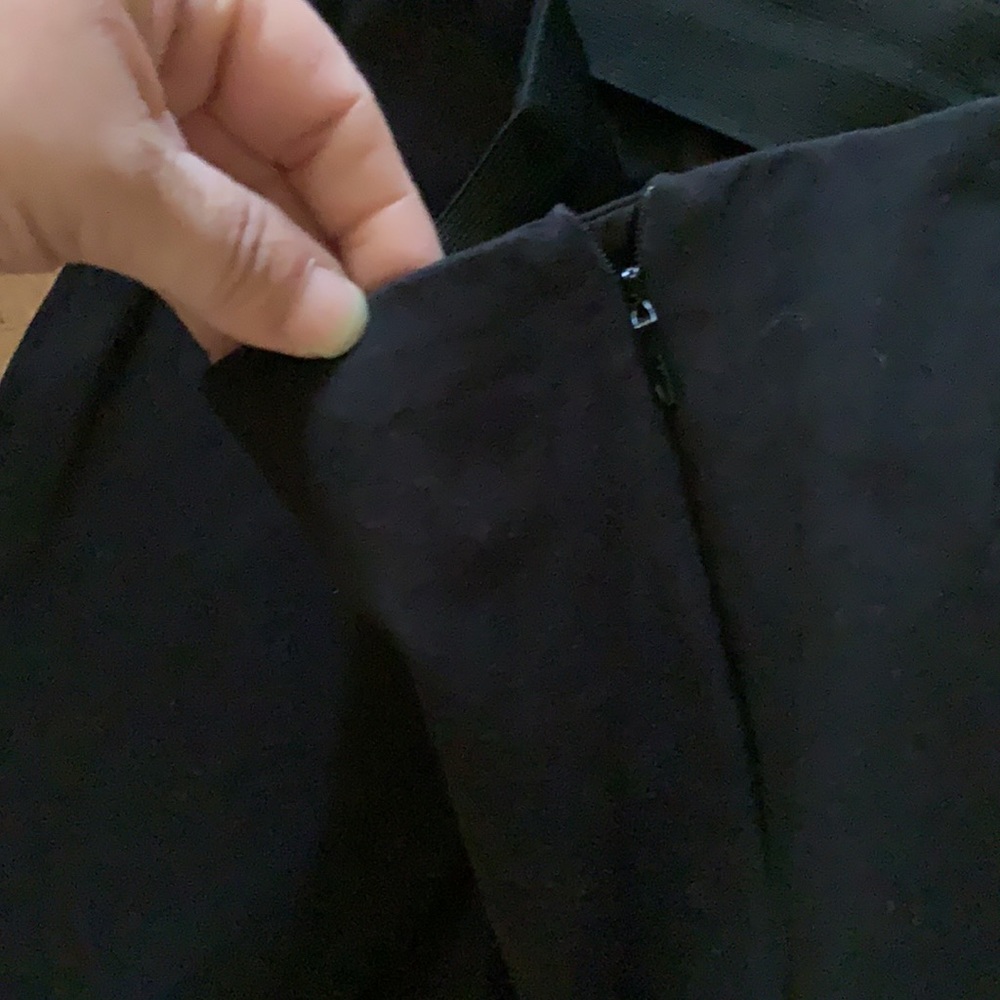 CAbi black pants size 6 - Picture 3 of 5